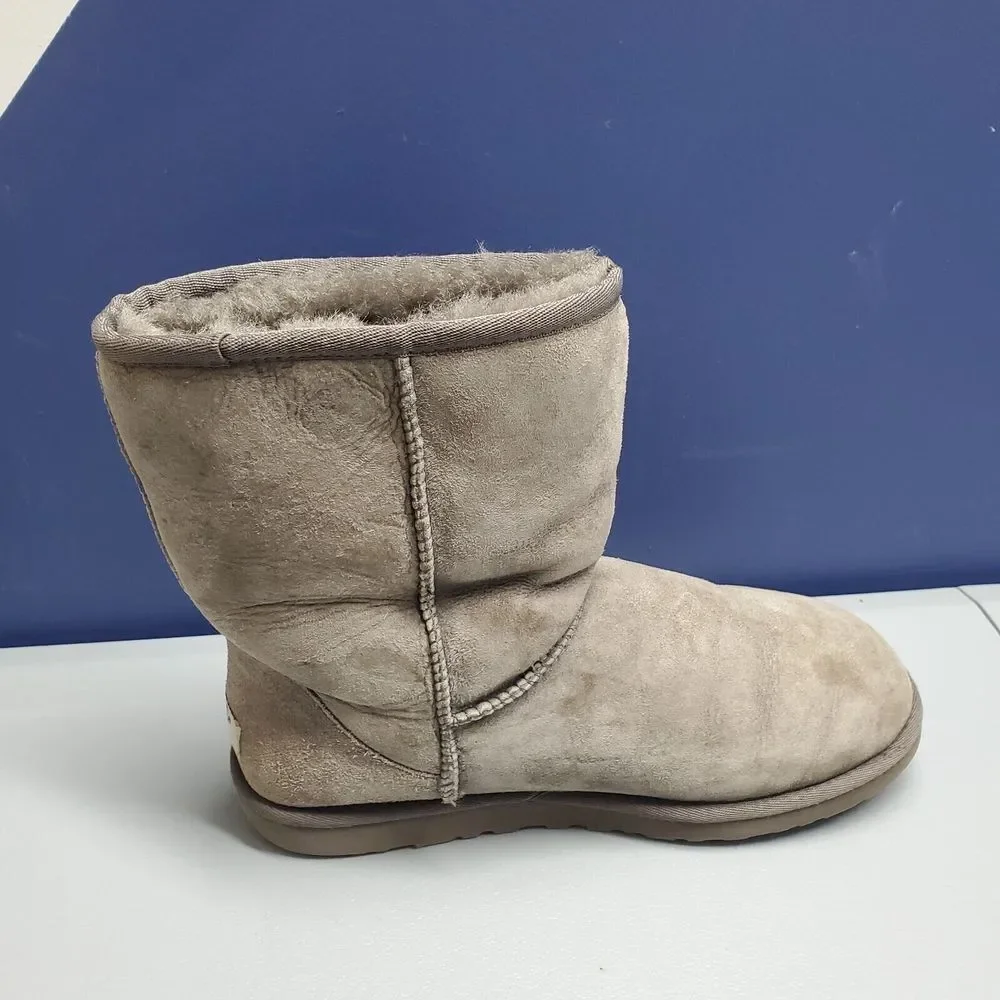 UGG australia classic